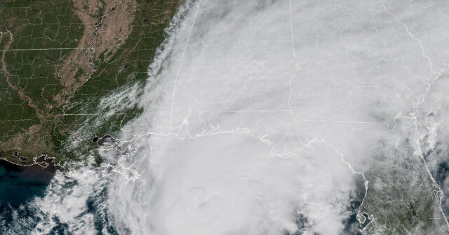 ron-desantis-hurricane-update:-isaias-could-make-landfall-as-‘major’-hurricane-east-of-pensacola