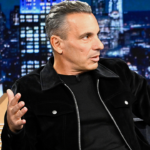 comedians-revolt-against-siriusxm-as-‘middle-class-of-comedy’-fights-corporate-royalty-cuts
