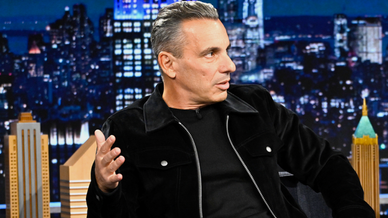 comedians-revolt-against-siriusxm-as-‘middle-class-of-comedy’-fights-corporate-royalty-cuts
