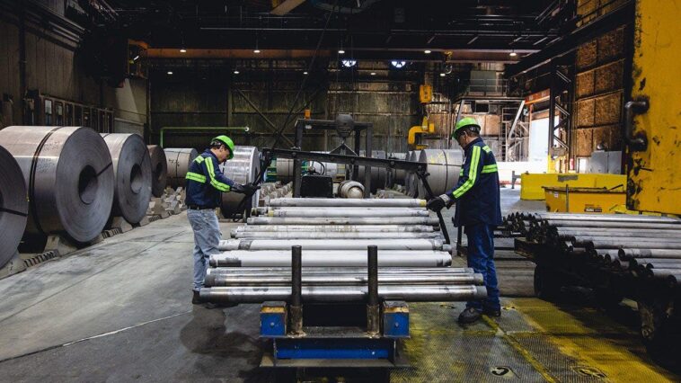 key-american-industry-seeing-blue-collar-jobs-boom-as-trump’s-re-shoring-policies-pay-off