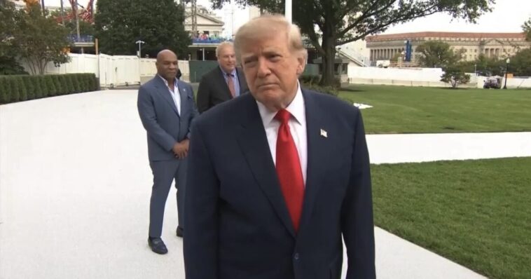 (video)-trump-releases-reacts-to-bears-legend-mike-ditka’s-passing,-releases-statement:-“he-was-maga-all-the-way”