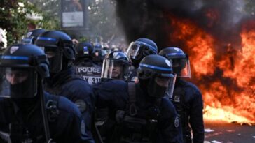 france-student-riots-have-cost-$33-million,-resulted-in-nearly-7,000-arrests