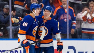 islanders-fail-first-real-test-against-lightning-—-despite-bright-spots