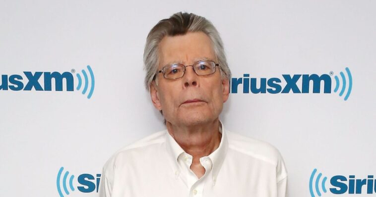 stephen-king-asks-why-billy-bob-thornton-series-‘landman’-was-snubbed-by-emmys,-and-x-schools-him