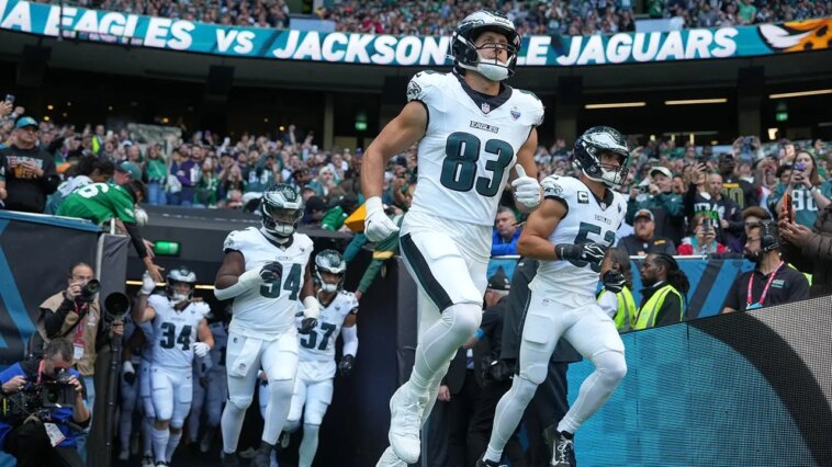 crackers-start-in-london-as-first-kickoff-return-touchdown-of-nfl-season-nullified-and-two-players-ejected