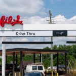chick-fil-a-takes-stand-against-ai-trend-mcdonald’s-embraced,-holds-the-line-on-‘human-to-human’-service