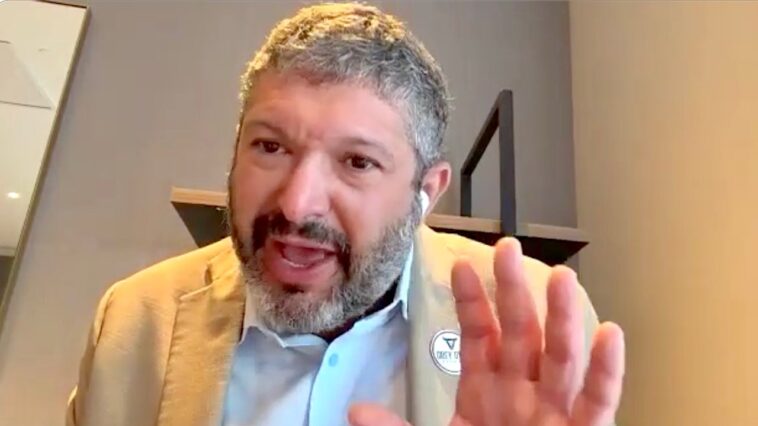 rescue-expert-warns-flydubai-hijacking-attempt-shows-us,-allies-are-‘playing-checkers’-against-terror-threat
