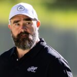 jason-kelce’s-eagles-jaguars-broadcast-shows-why-nfl-booths-could-use-more-offensive-linemen