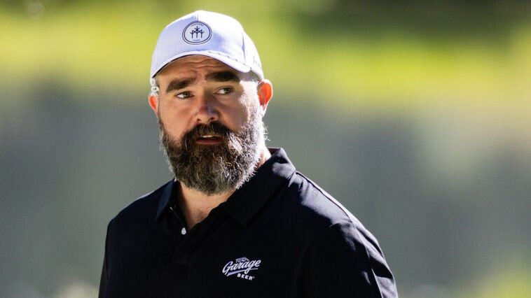 jason-kelce’s-eagles-jaguars-broadcast-shows-why-nfl-booths-could-use-more-offensive-linemen