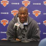 mike-brown-takes-moment-to-bring-knicks-together-amid-off-court-drama:-‘really-cool’