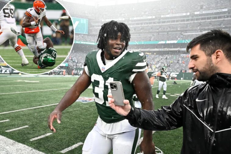 jets’-david-bailey-silences-doubters-with-three-sack-masterpiece:-‘felt-good’