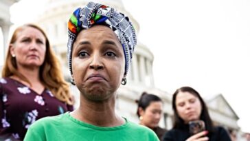 report:-ilhan-omar’s-home-targeted-for-pre-dawn-immigration-raid