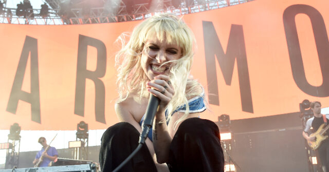 pop-singer-hayley-williams-melts-down:-‘please-f**king-vote,-f**k-these-kkk-maga-pieces-of-s**t’