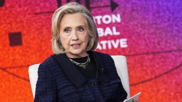 hillary-clinton-includes-2016-loss-in-‘hard-times’-list-for-dem-voters,-including-9/11,-2008-financial-crisis