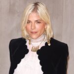 selma-blair-arrested-after-in-flight-incident