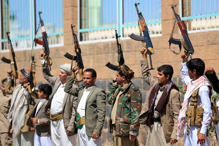 shia-houthis-attack-sunni-saudis:-the-myth-of-muslim-unity