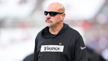 cowboys-hire-longtime-nfl-coach-out-of-retirement-to-address-team’s-brutal-defensive-start