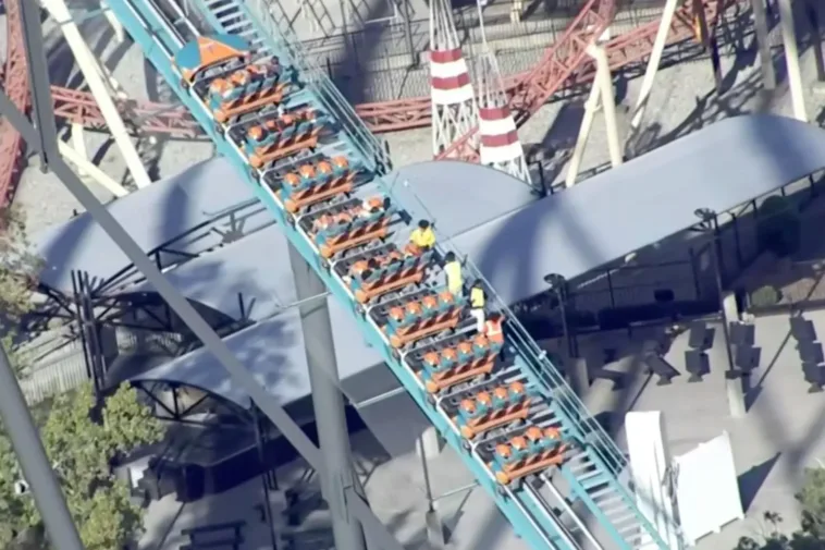 six-flags-roller-coaster-horror-as-man-plunges-to-death,-captured-in-souvenir-photo