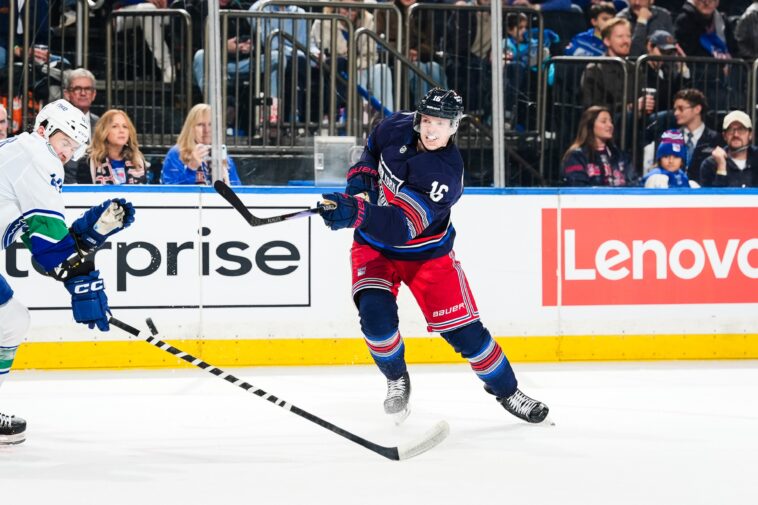 rangers’-pavel-dorofeyev-shuffling-continues-with-first-power-play-tweak-of-season:-‘fighting-it-a-little’