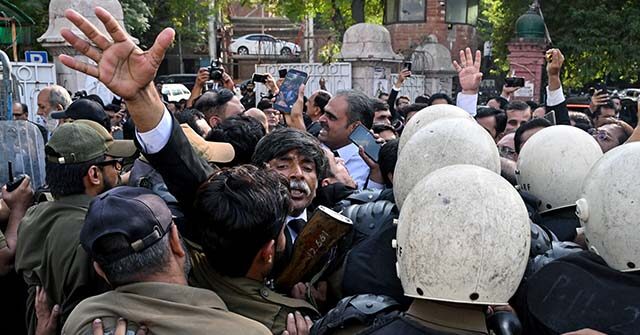 pakistan-declares-state-of-emergency,-arrests-leaders-of-former-pm-imran-khan’s-party