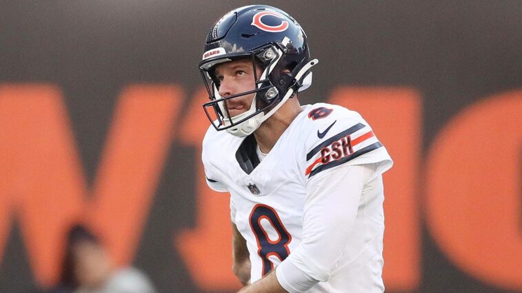 bears-kicker-goes-viral-after-trying-to-trip-packers-receiver-who-decked-chicago-coach-on-sideline