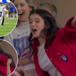 hailee-steinfeld’s-fired-up-josh-allen-celebration-caught-on-‘mnf’-before-ducking-from-spotlight