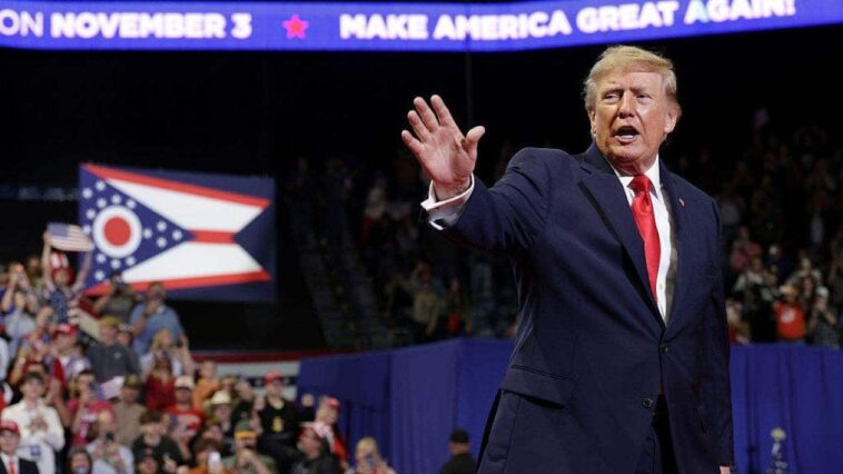 trump-rally-crowd-chants-‘deport’-as-president-rips-ilhan-omar-after-federal-raid