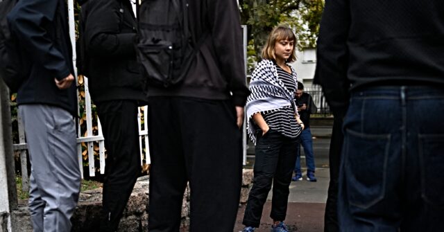 watch:-career-protester-greta-thunberg-rushes-to-join-france-demonstrations