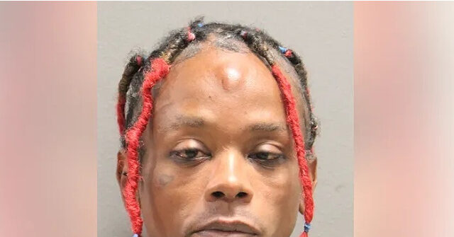 man-who-identifies-as-trans-woman-charged-in-chicago-stabbing-murder