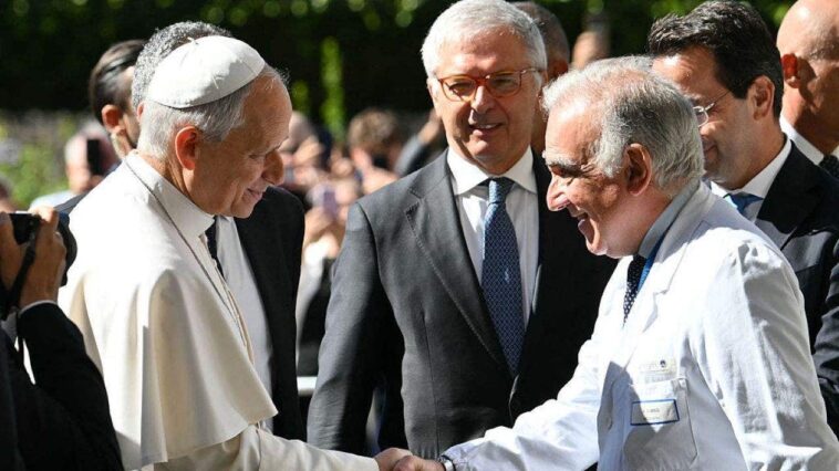 pope-leo-arrives-at-hospital-for-surgery-to-remove-lung-nodule