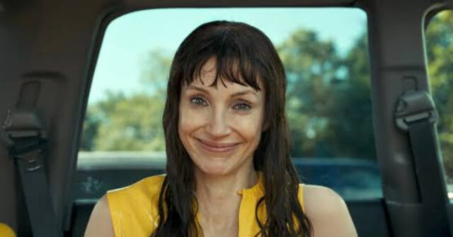 box-office:-‘other-mommy’-tops-with-$27.5-million,-sorkin’s-‘social-reckoning’-bombs