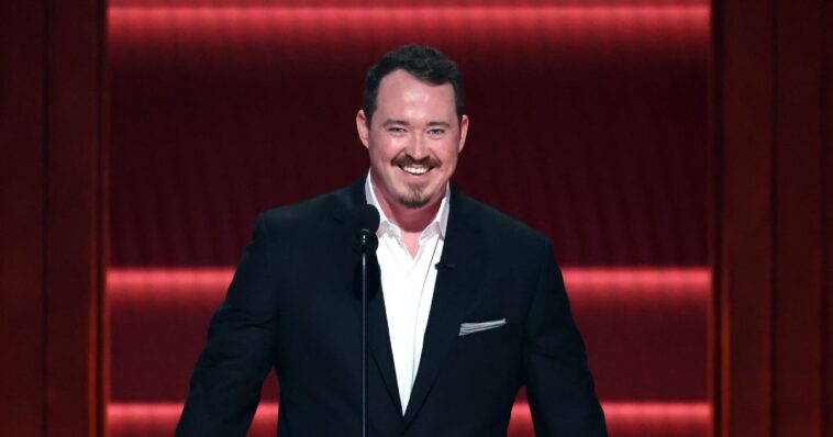 woke-celebrities-are-crying-about-shane-gillis’-‘saturday-night-live’-monologue:-‘i’m-speechless’
