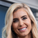 white-house-press-secretary-katie-zacharia-to-breitbart:-we-will-keep-and-expand-new-media-seat