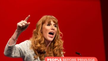 uk-gov’t-funded-leftist-activist-groups-seeking-to-prevent-farage-from-becoming-prime-minister:-report