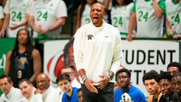 memphis-coach-penny-hardaway-says-he-paid-$2.6-million-of-his-own-money-to-tigers’-revenue-share