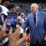 ‘hefty’-packers-fan-mooned-me-and-my-grandkids:-jerry-jones