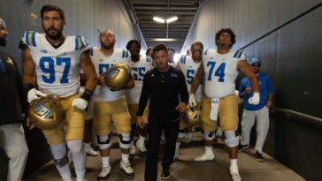 ‘burn-the-boats’:-ucla-coach’s-fiery-pregame-speech-before-oregon-game-was-pure-hollywood
