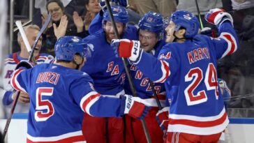 rangers-roll-past-lightning-to-remain-undefeated-at-msg