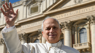 pope-leo-diagnosed-with-lung-cancer-after-successful-surgery-removes-right-lower-lobe