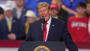 trump-warns-ohioans:-democrat-sherrod-brown-requested-$750,000-for-drag-queen-story-hour-for-children