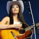 country-music-star-goes-on-vulgar-mid-concert-rant-against-christopher-columbus