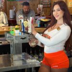 hooters-restaurants-keep-closing-even-as-ceo-says-there’s-more-to-the-story