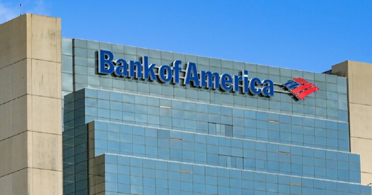 report-finds-country’s-largest-banks-systemically-‘debanked-and-discriminated’-against-conservatives-under-biden