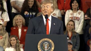watch-live:-trump-speaks-at-rally-for-andy-biggs-in-bullhead-city,-arizona-–-4:00-pm-et