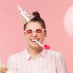 new-york-carvel-customer-collapses-‘wheezing’-after-seeing-‘hilarious’-botched-message-on-birthday-cake
