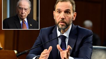 ex-special-counsel-jack-smith-obtained-personal-info-on-639k-republicans—-including-red-maga-hat-buyers