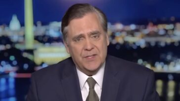 legal-expert-jonathan-turley-says-ilhan-omar-could-be-in-line-for-denaturalization:-‘immigration-laws-are-very-clear’