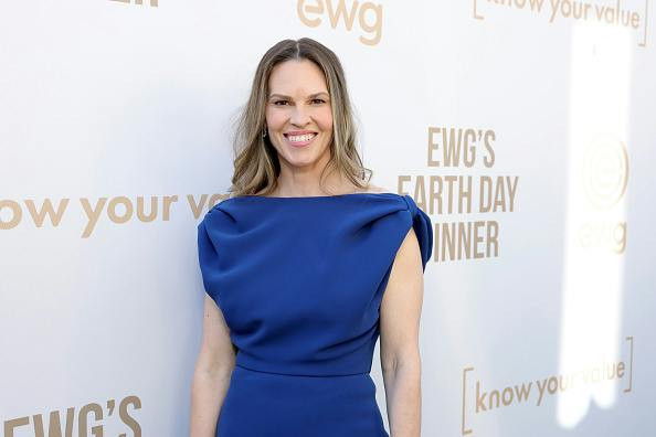 hilary-swank-is-pregnant-again-at-an-age-that-turns-heads