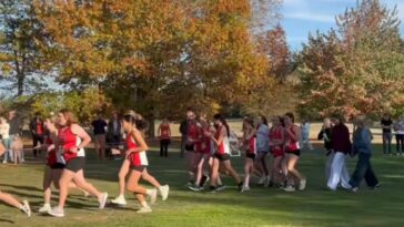 watch:-female-cross-country-runners-engage-in-coordinated-protest-against-trans-teammate-as-soon-as-race-begins