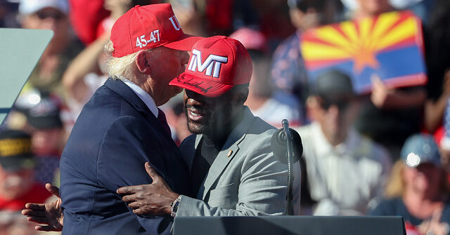 trump-rally-with-boxing-legend-floyd-mayweather-in-arizona-goes-viral